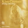 ascolta in linea Kim Carnes - Stay Away